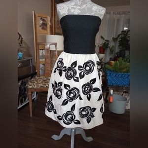 White House Black Market Strapless Black and White Dress